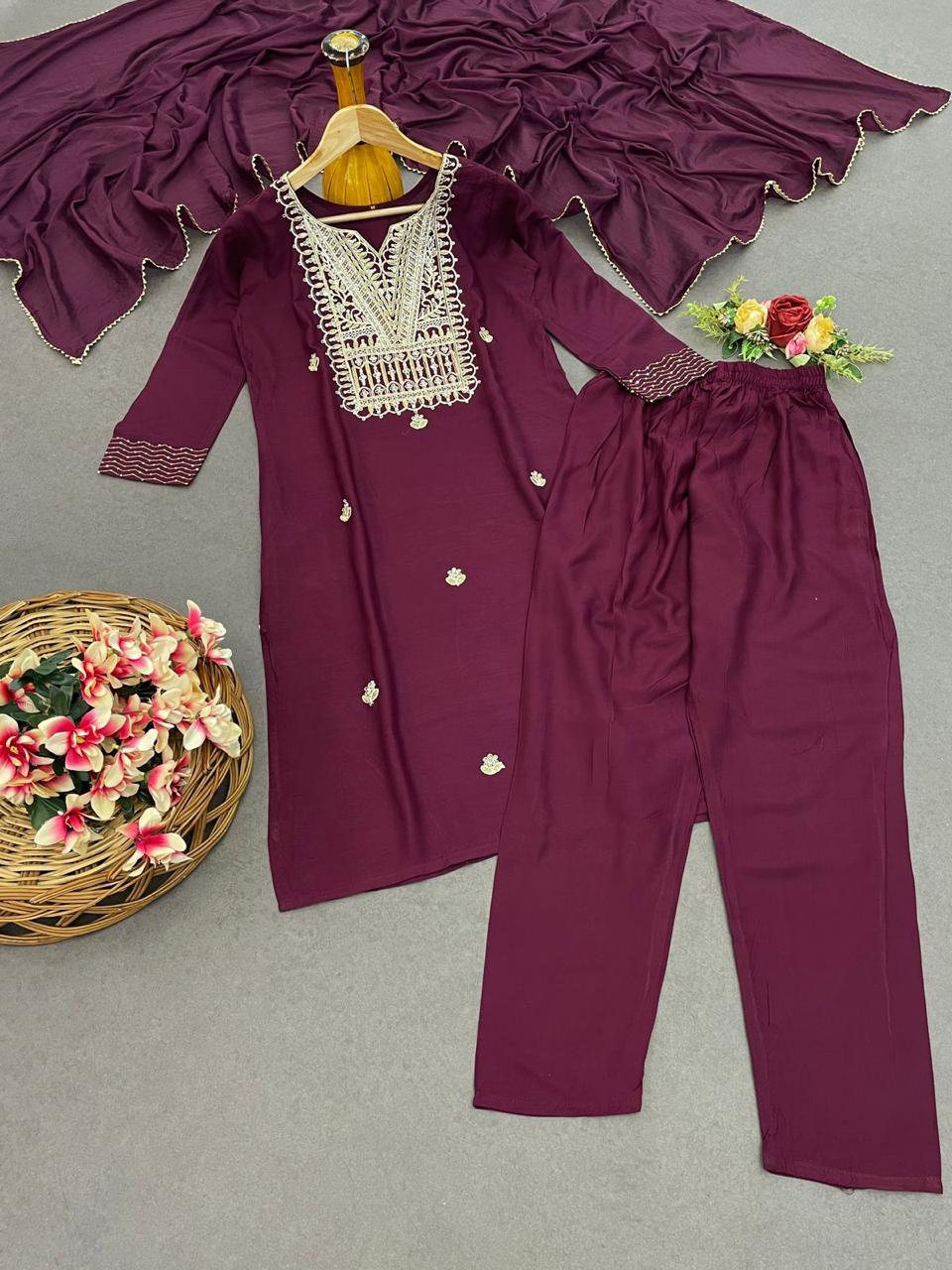 Reyon Suit Set