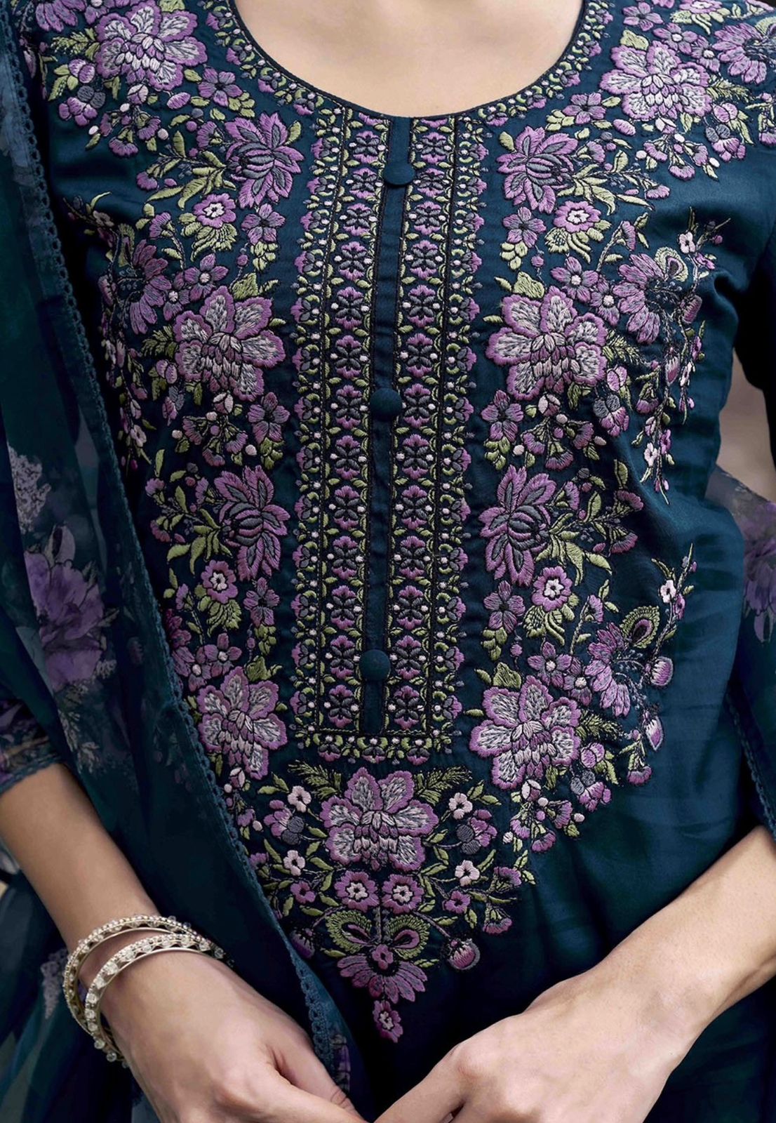 Heavy Roman Set with Net Dupatta