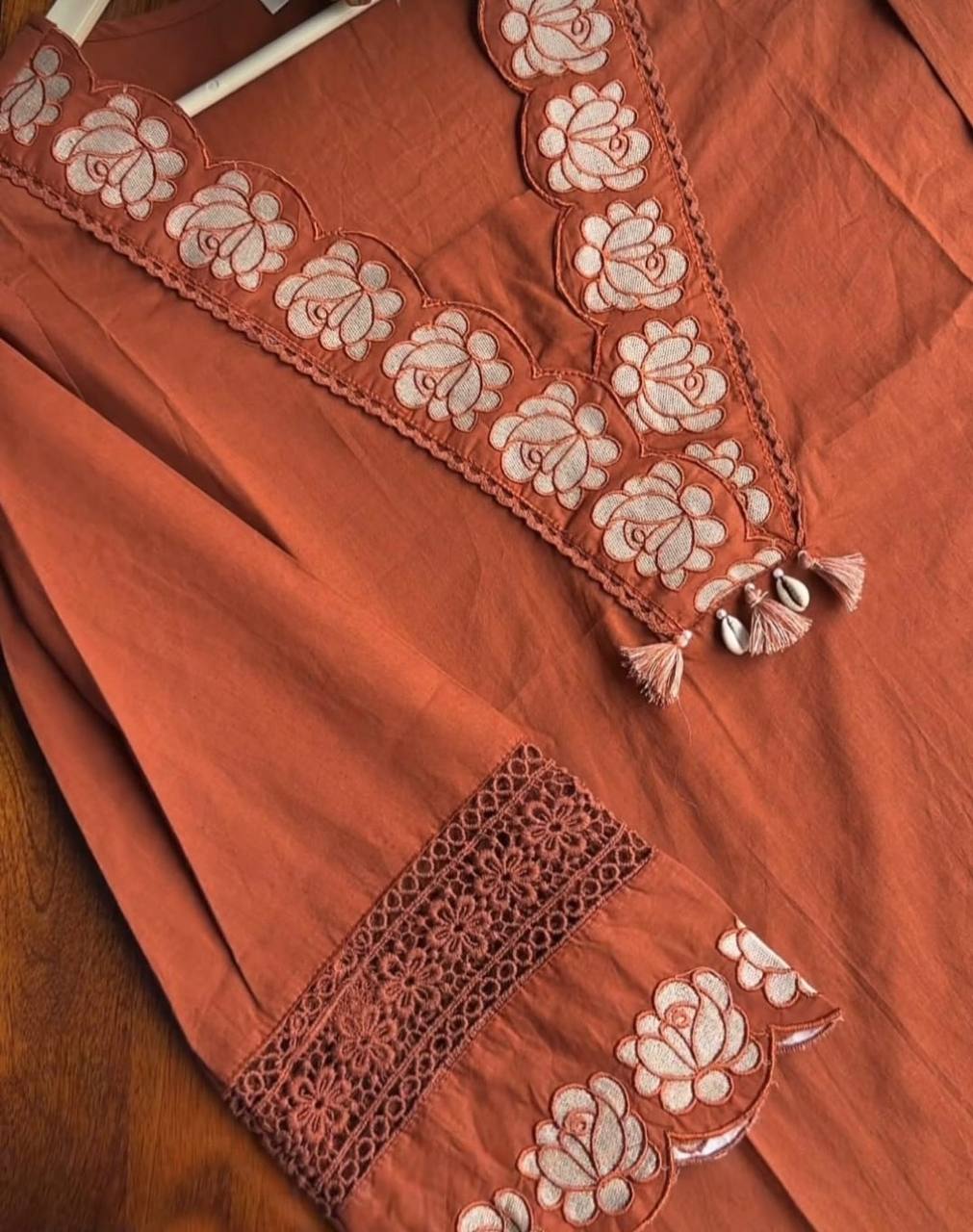 Graceful Everyday Wear with Designer Touch – Premium Reyon Slub Cotton Suit Set