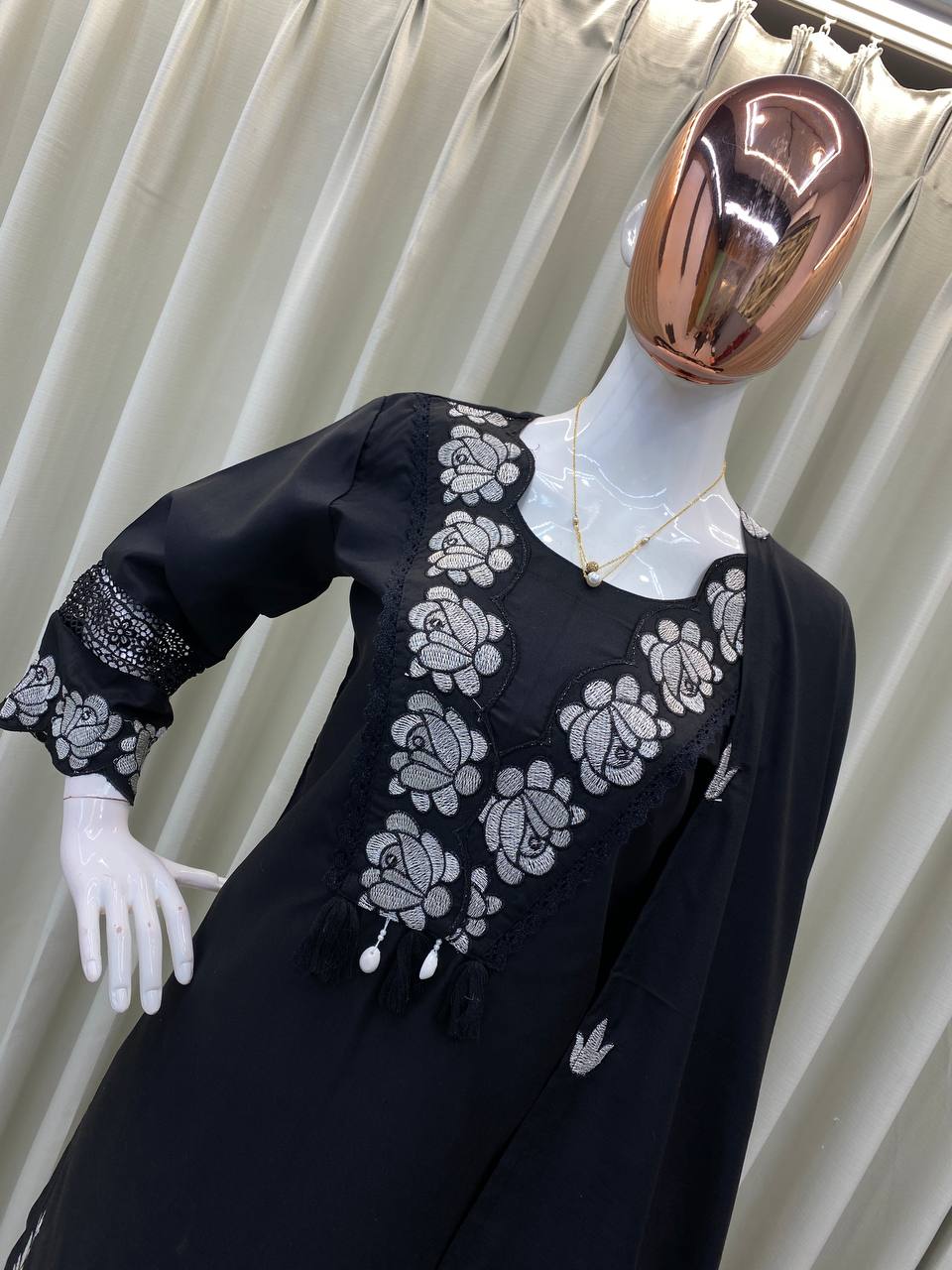 Graceful Everyday Wear with Designer Touch – Premium Reyon Slub Cotton Suit Set
