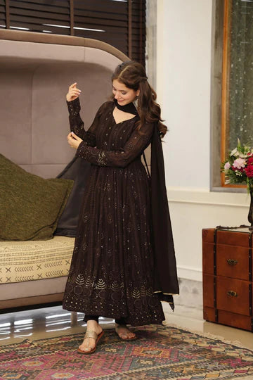 MAHIRA’S RED and BLACK SUIT SET