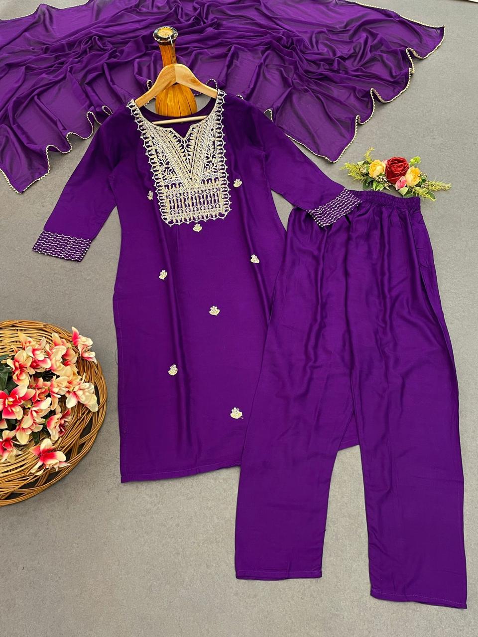 Reyon Suit Set