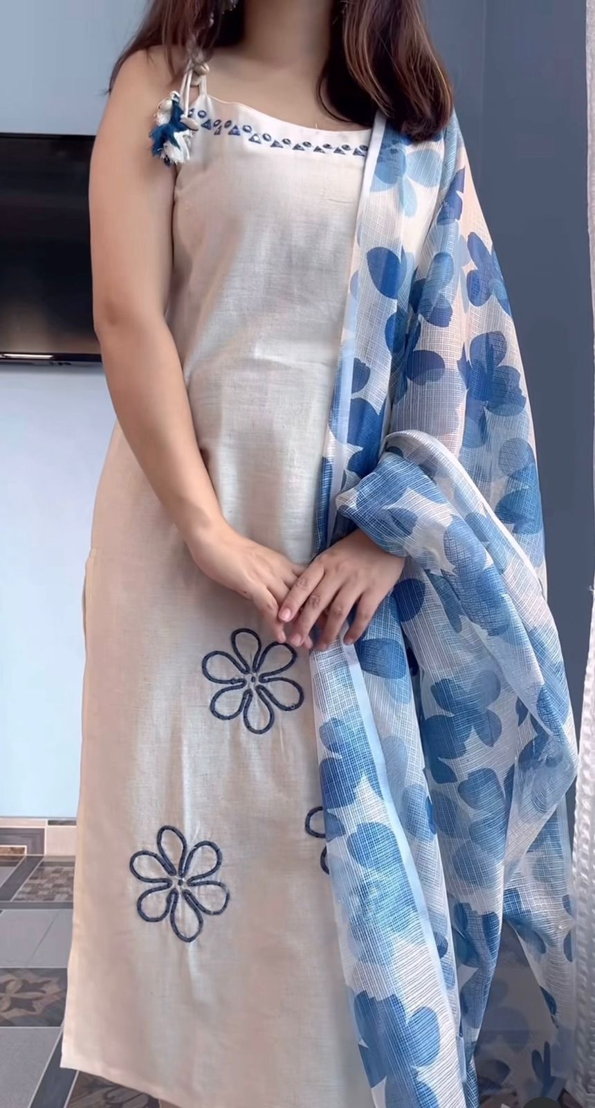 New Reyon Slub Embroidered Suit Set with Dupatta