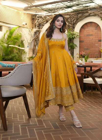 Zareen Premium Quality Anarkali Suit Set with Color