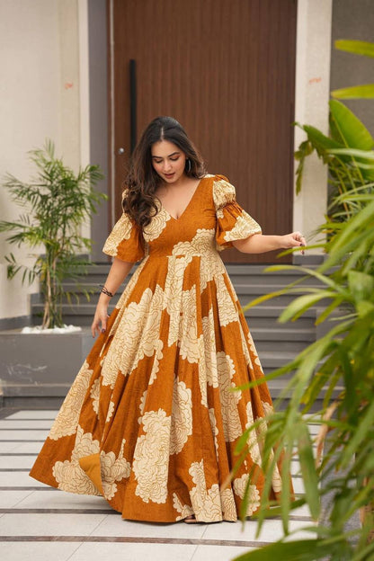 AARVI’S PREMIUM DESIGNER GOWN