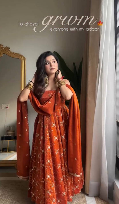 Rivanya Premium Vichitra Royal Elegant Suit Set