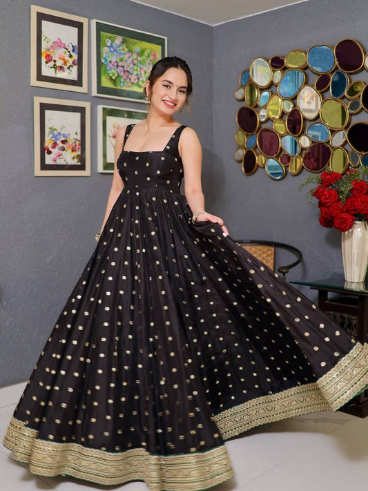 Aahnika Black Premium Royal Elegant Suit Set