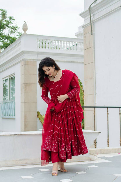 EIRA’S BEAUTIFUL & PREMIUM ANARKALI SUIT SET