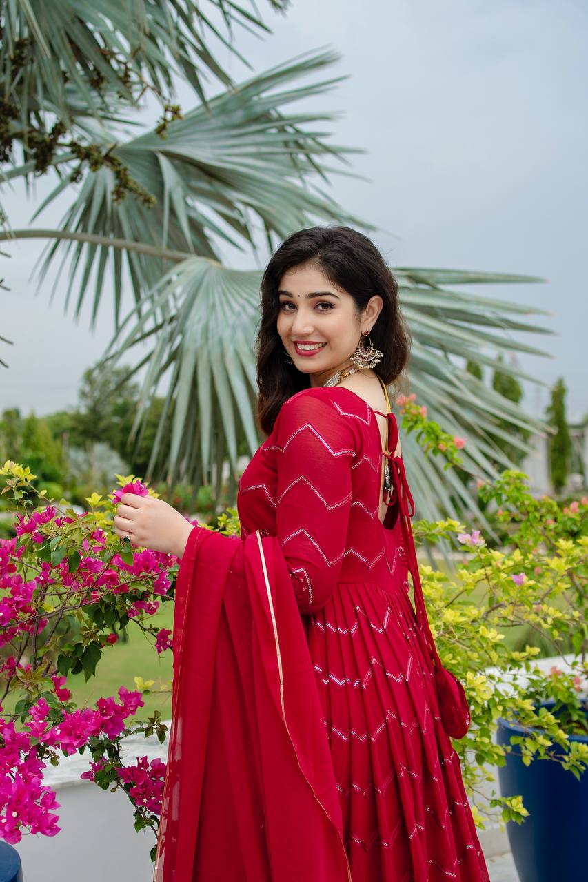 EIRA’S BEAUTIFUL & PREMIUM ANARKALI SUIT SET