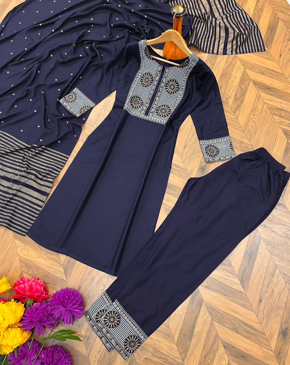 Reyon Embroidered  Set