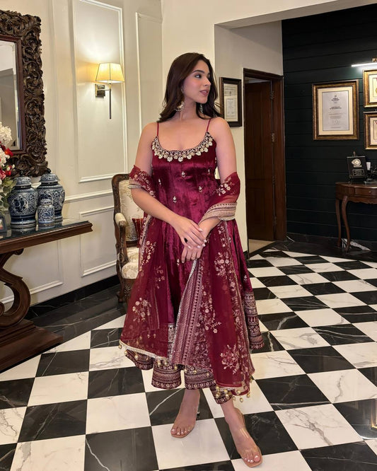 Zareen Premium Quality Anarkali Suit Set with Color