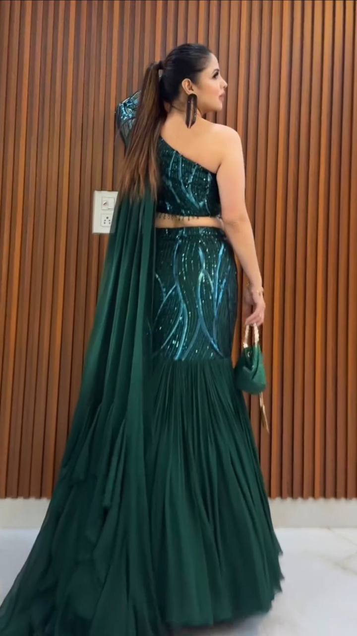 ✨ 6-Meter Flair Faux Georgette Ruffle Lehenga Set
