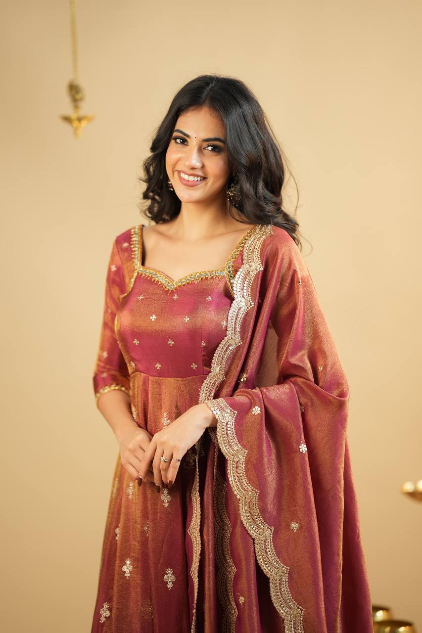 Kiyana’s Cosmo Slit Anarkali Premium Suit Set