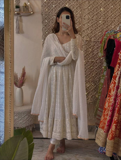 Noor Lakhnavi Embroidered Work Anarkali Suit Set