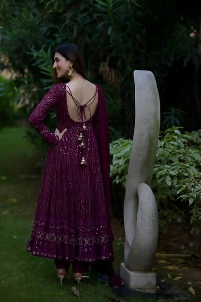 SAANVI PURPLE EMBROIDERED SUIT SET
