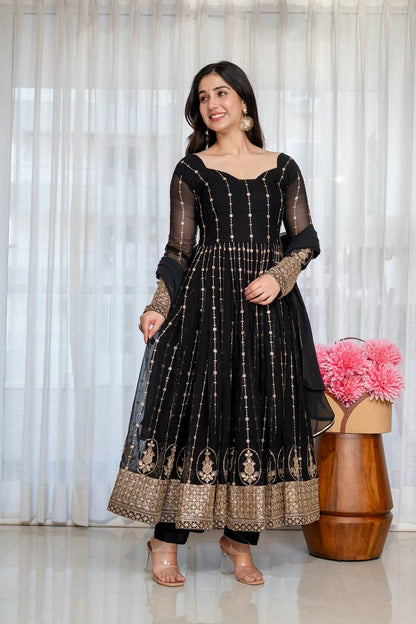 Rooh-e-Noir Heavy Embroidered Black Anarkali Suit Set