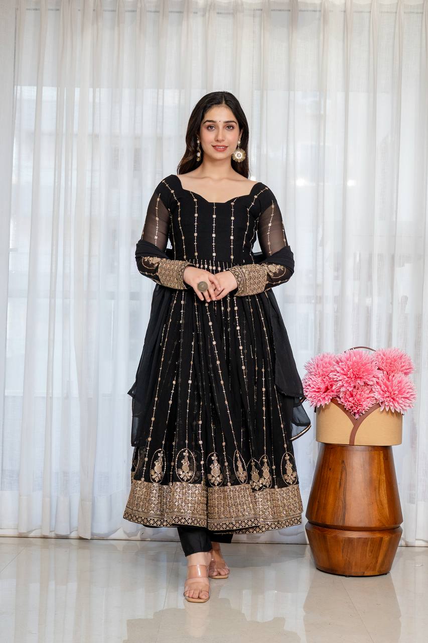 Rooh-e-Noir Heavy Embroidered Black Anarkali Suit Set
