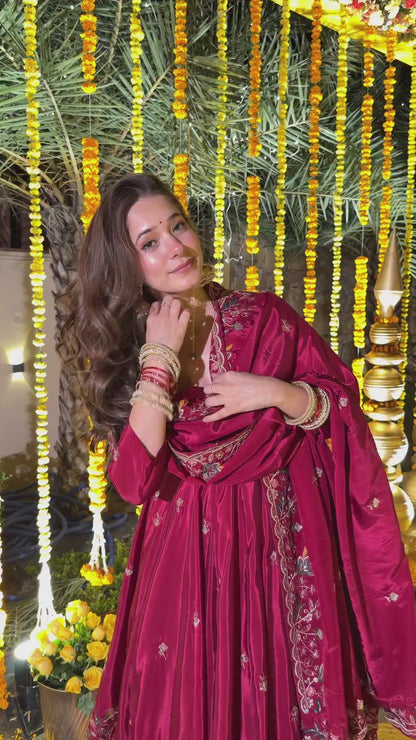 Aamani Festive Floral Anarkali Suit